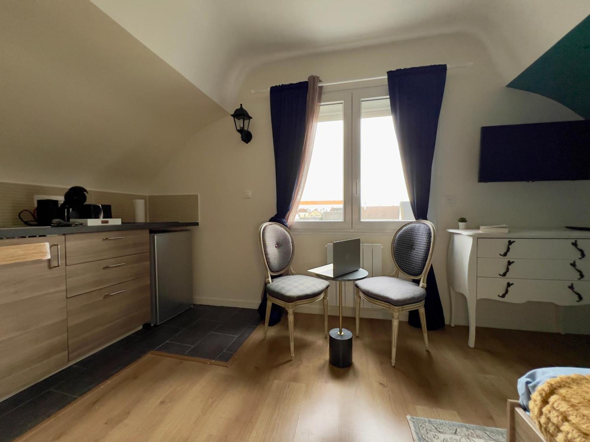 Studios Ideal Pro I Centre-Ville & Parking Gratuit Châtellerault Exterior foto