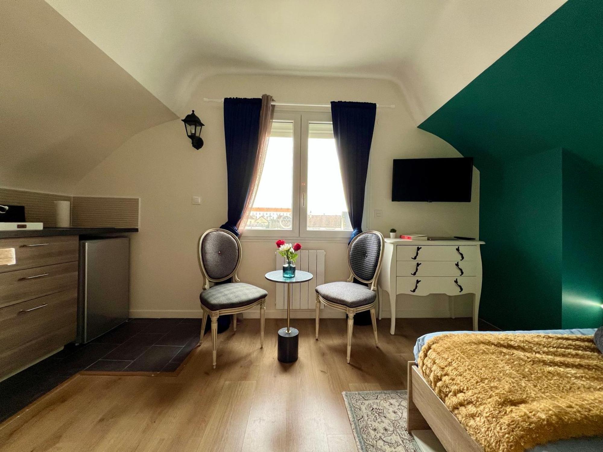 Studios Ideal Pro I Centre-Ville & Parking Gratuit Châtellerault Exterior foto